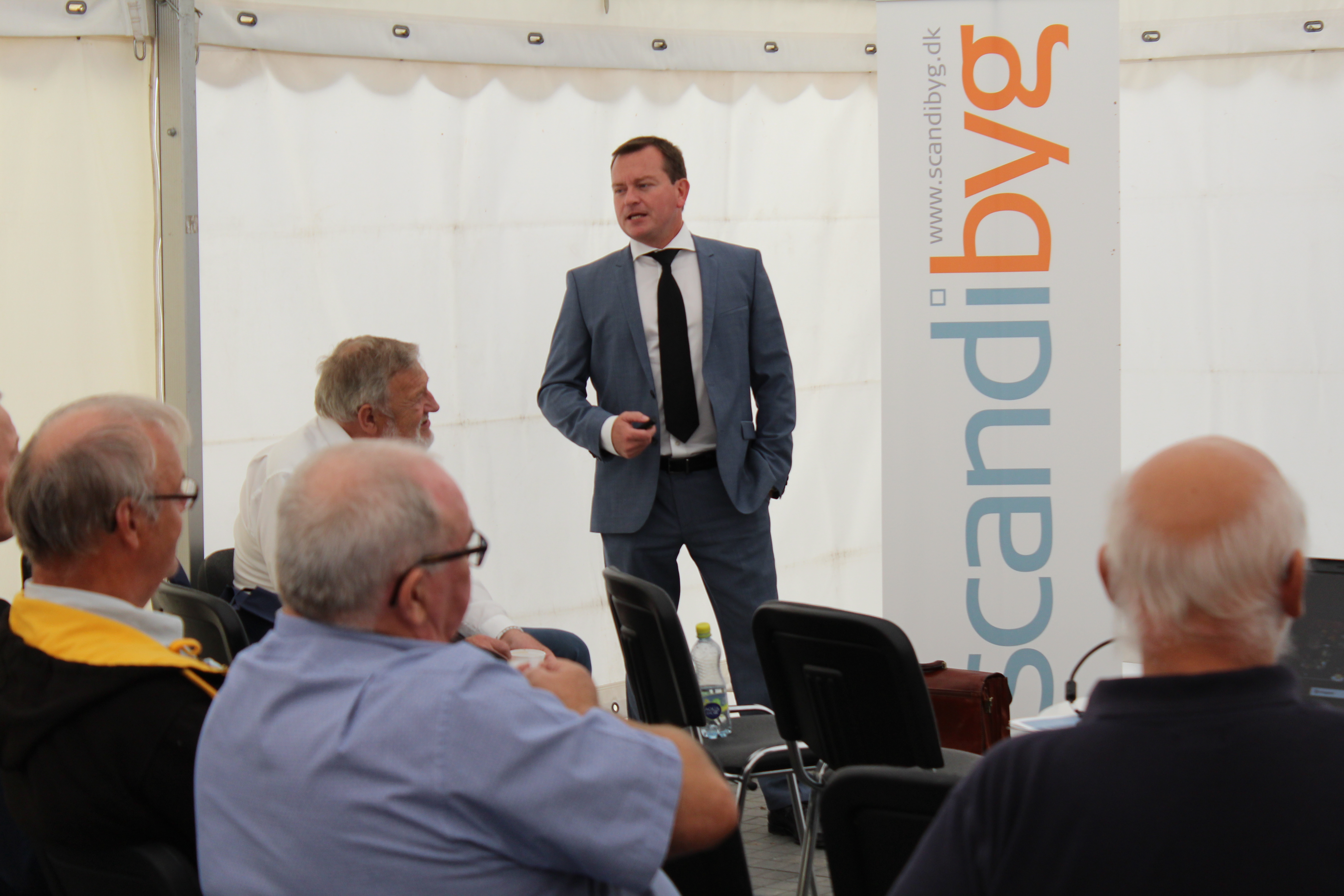 Boligselskaber på besøg på AlmenBolig+ byggeriet Alberts Have